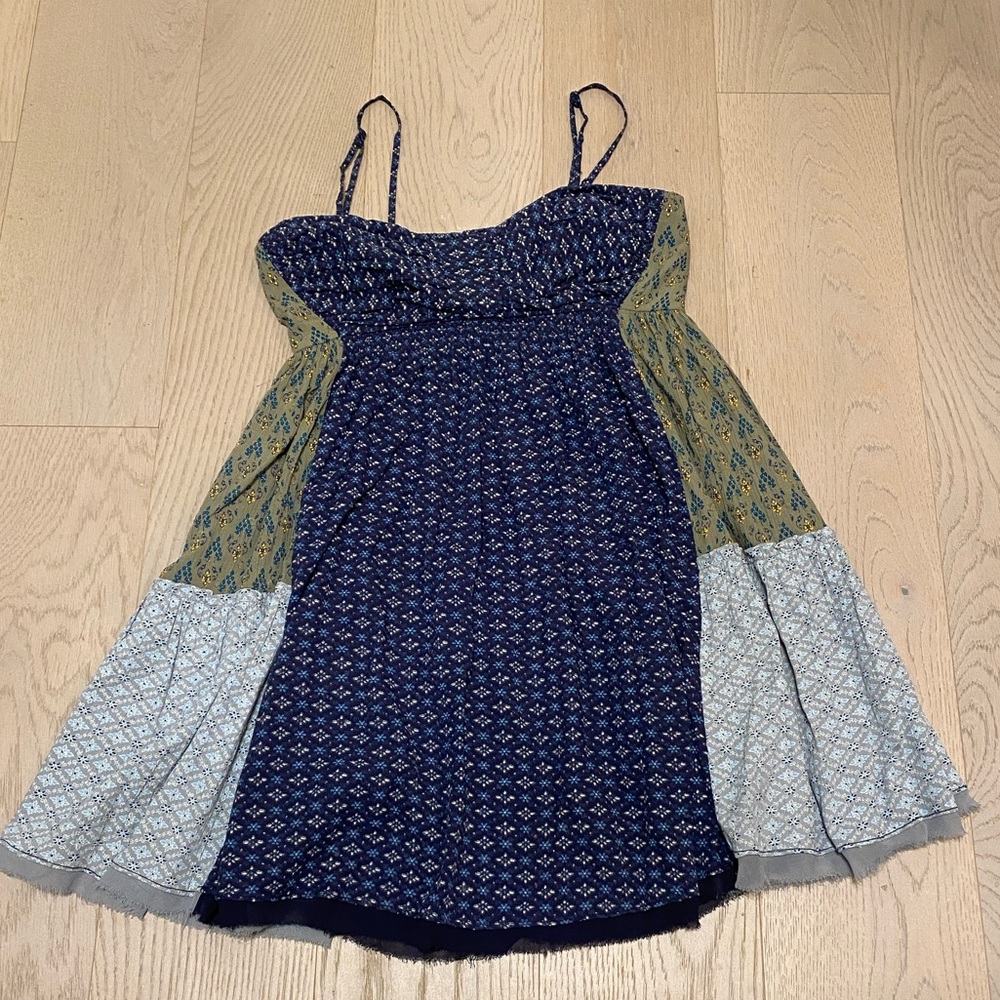 Free People Dress. Size S. Detachable straps. Can be worn strapless.